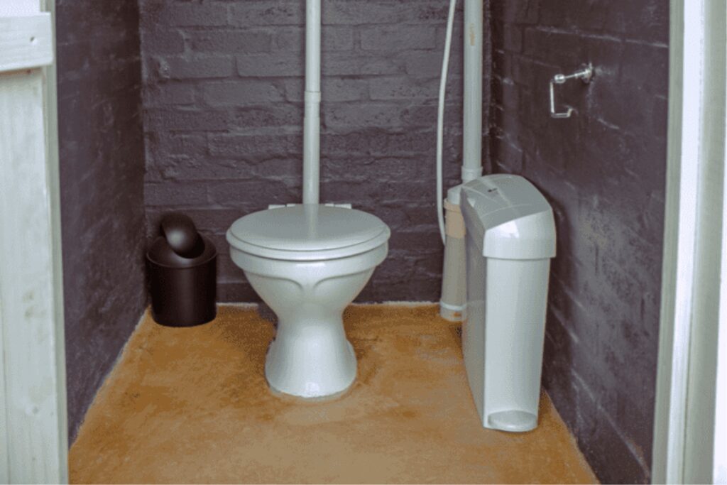 A-Frames-Toilet.jpg
