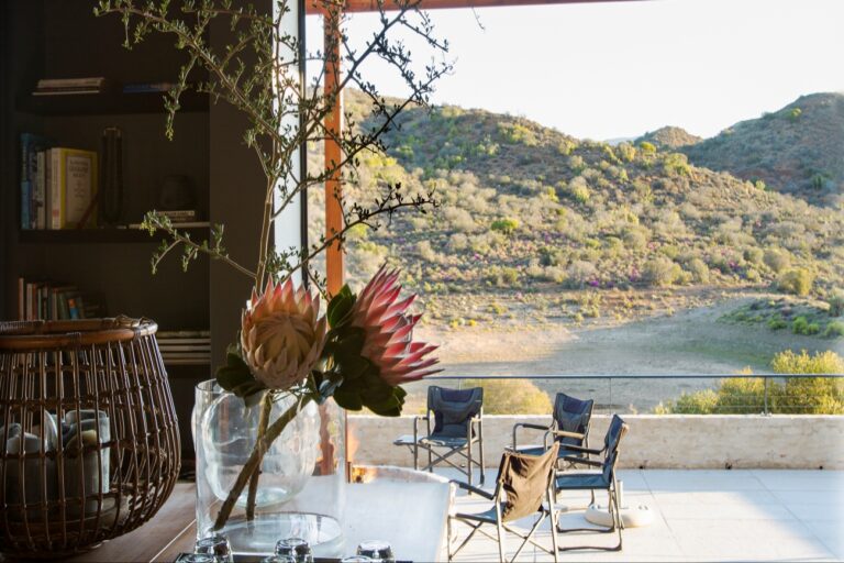 Luxury-Bush-Lodge-10.jpg